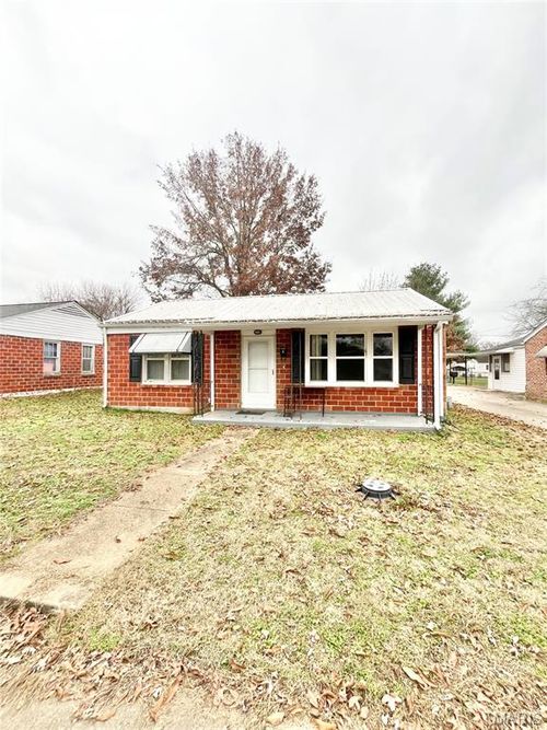 6 Head Dr, Fredericktown, MO, 63645-1449 | Card Image