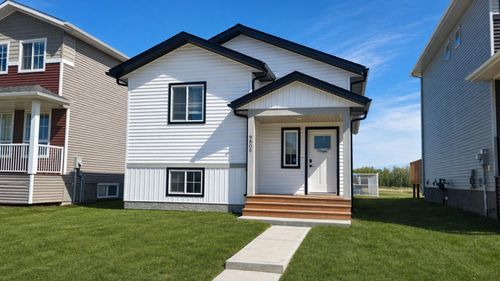 9805 89 St, Grande Prairie, AB, T8X0R3 | Card Image