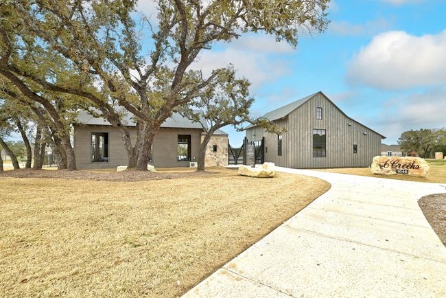 View of front facade | Image 38