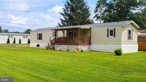 2060 Rohrbach Rd, QUAKERTOWN, PA, 18951-3717 | Card Image