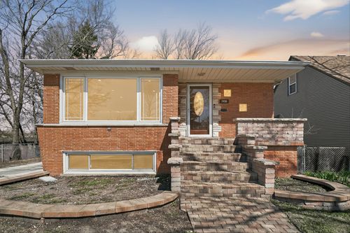 2956 W 99th Pl, Evergreen Park, IL, 60805-2640 | Card Image