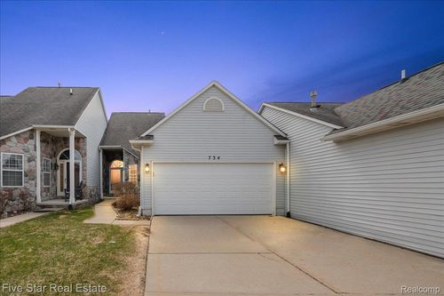 65-734 Challenging Trl, South Lyon, MI, 48178-2079 | Card Image