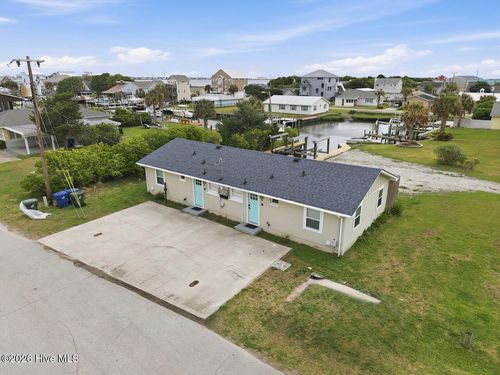 100 E Bogue Sound Dr, Atlantic Beach, NC, 28512-5506 | Card Image