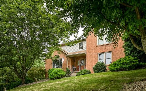 217 Meadow Spring Rd, Greensburg, PA, 15601-6936 | Card Image