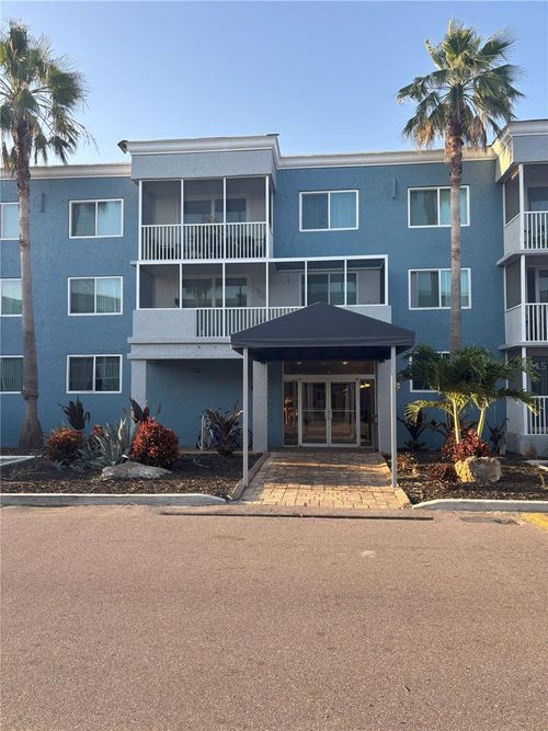 1313-2755 Coconut Bay Ln, SARASOTA, FL, 34237-3036 | Card Image