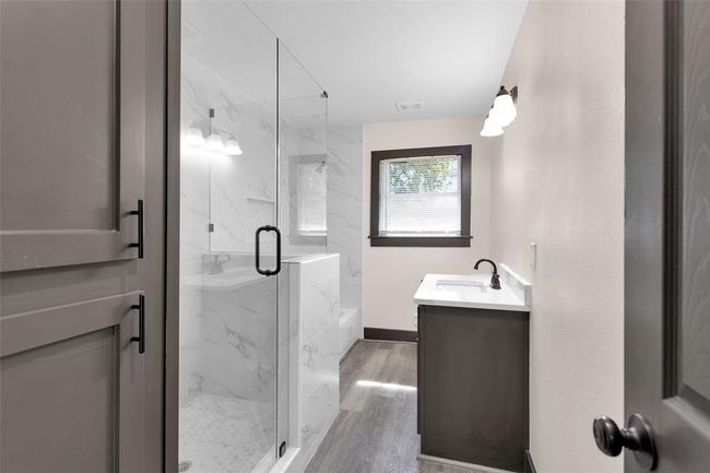 3346 Reeves St, House other with 3 bedrooms, 2 bathrooms and 1 parking in Houston TX | Image 16