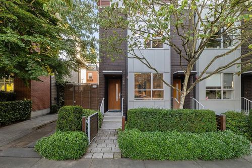 2168 W 8th Ave, Vancouver, BC, V6K2A4 | Card Image