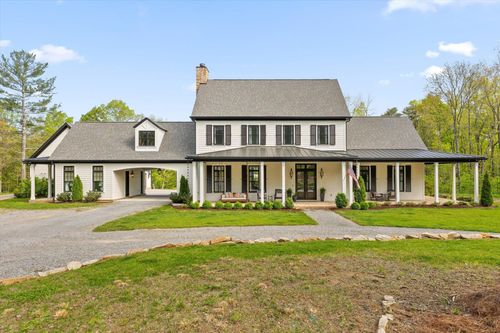 6517 Polly Ln, Signal Mountain, TN, 37377-8002 | Card Image