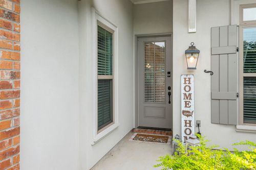 28026 Olympia Ln, Denham Springs, LA, 70726-6450 | Card Image