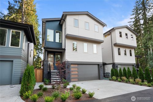 unit-b-9909 Unit B Ne 200th St, Bothell, WA, 98011-2415 | Card Image