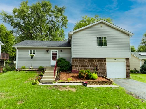 140 Thackeray Dr, Bolingbrook, IL, 60440-1514 | Card Image