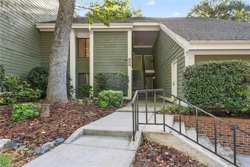 d-1520 Benjamin Parkway, Greensboro, NC, 27408 | Card Image