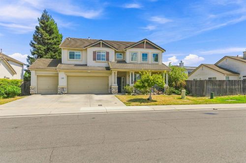 10418 Dnieper Lane, Stockton, CA, 95219 | Card Image