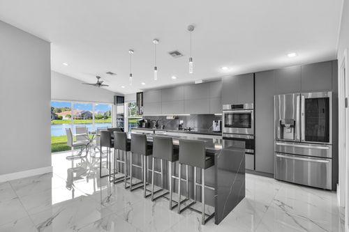 11674 Caracas Blvd, Boynton Beach, FL, 33437-4079 | Card Image