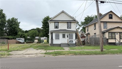 1433 Kenmore Blvd, Akron, OH, 44314-1660 | Card Image