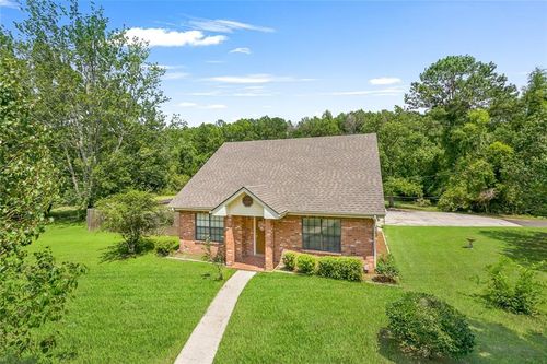 65398 Maple St, Mandeville, LA, 70448-8402 | Card Image