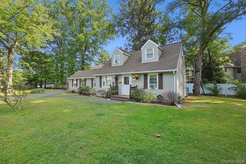 35 Andre Ave, Tappan, NY, 10983-2319 | Card Image
