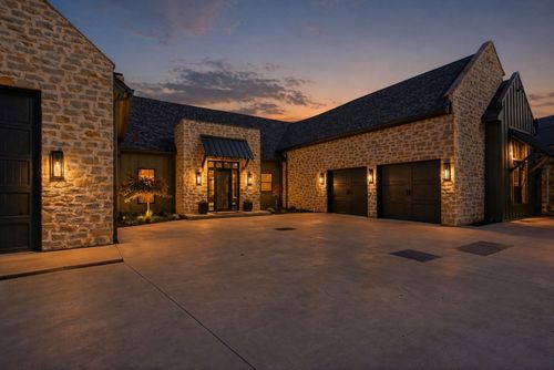 5405 Edgewater, Graham, TX, 76450-5714 | Card Image