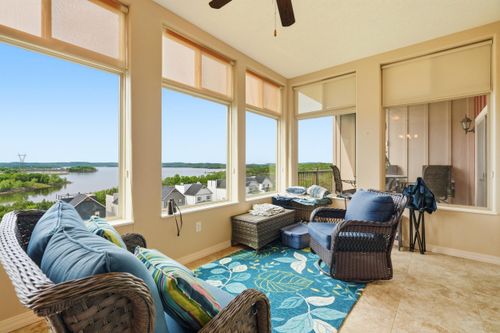 214-200 Majestic Dr, Branson, MO, 65616-2016 | Card Image