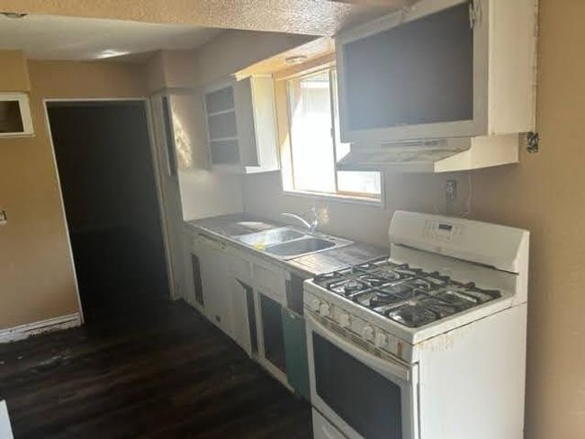 543 Bluebonnet Dr, House other with 4 bedrooms, 3 bathrooms and 2 parking in Freeport TX | Image 11