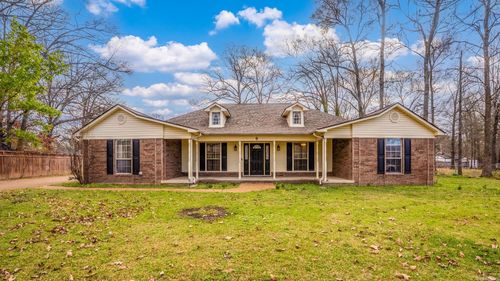 9 Burnett Cir, Greenbrier, AR, 72058-9481 | Card Image