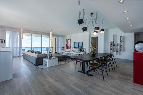 apt-3101-17749 Collins Ave, Sunny Isles Beach, FL, 33160-4893 | Card Image