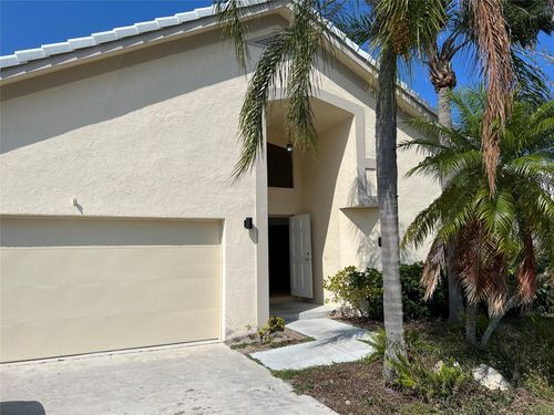 371 Mohawk Ln, Boca Raton, FL, 33487-1475 | Card Image