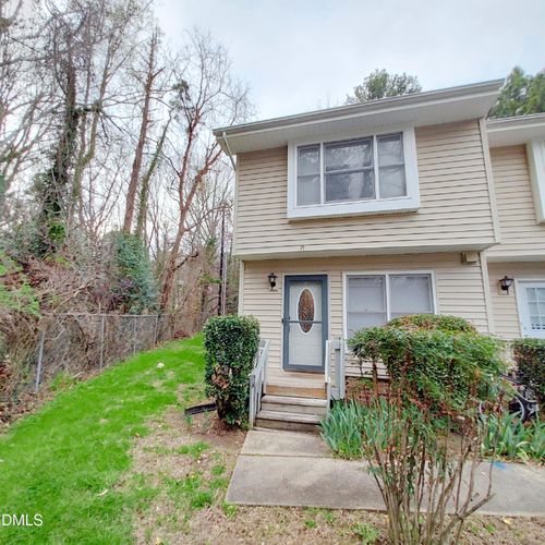 apt-15-875 Martin Luther King Jr Blvd, Chapel Hill, NC, 27514-2610 | Card Image