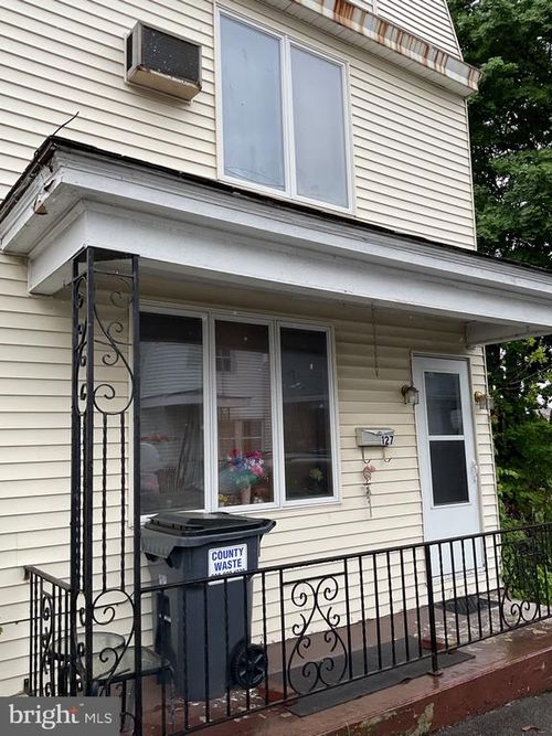 127 N Nice Street, FRACKVILLE, PA, 17931 | Card Image