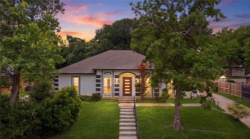 237 Bradford Dr, Hurst, TX, 76053-6350 | Card Image