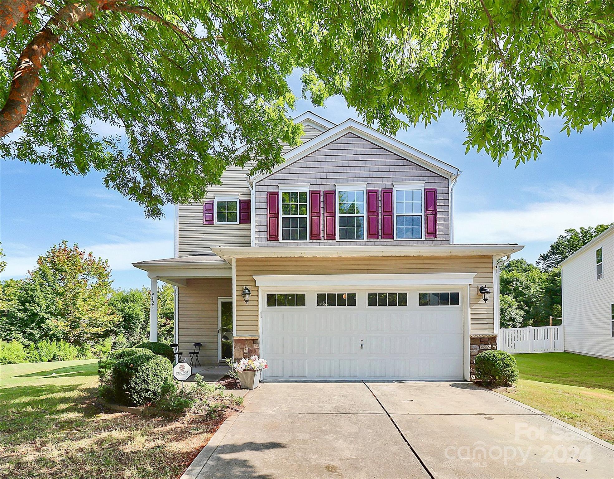 Abney Ct, Charlotte, NC 28227