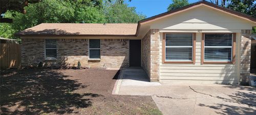 103 Lorie St, Alvarado, TX, 76009-3312 | Card Image
