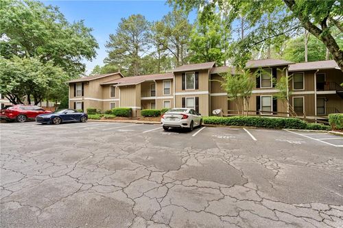 unit-4-5137 Roswell Rd, Sandy Springs, GA, 30342-2242 | Card Image