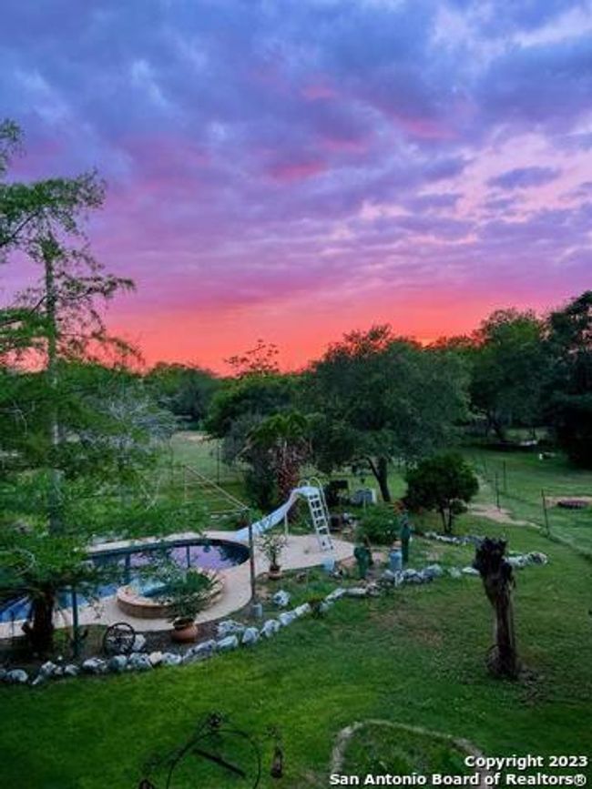 8389 E Loop 1604 S, House other with 5 bedrooms, 5 bathrooms and null parking in Adkins TX | Image 59