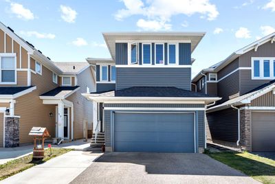 21 Redstone Rd Ne, House other with 5 bedrooms, 3 bathrooms and 4 parking in Calgary AB | Image 2