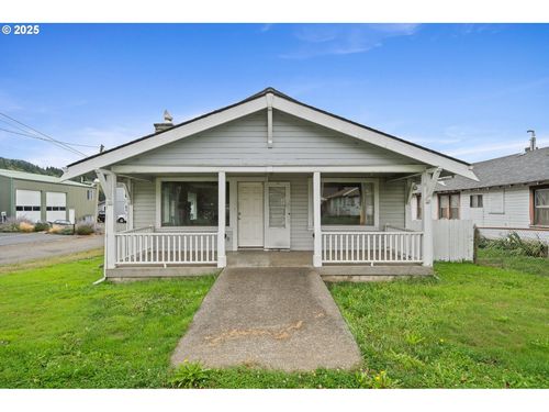 308 1st St, Garibaldi, OR, 97118-1300 | Card Image