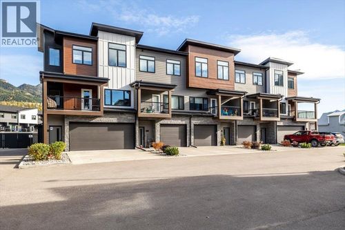 205-700 Riverside Way, Fernie, BC, V0B1M7 | Card Image