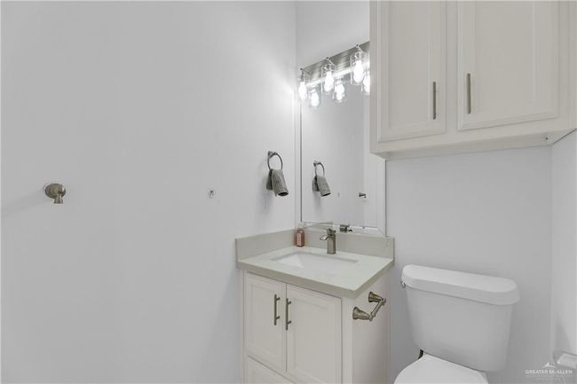 911 Platinum St, House other with 4 bedrooms, 3 bathrooms and 2 parking in Palmview TX | Image 11