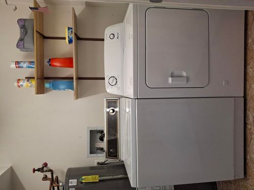 apt-2-811 E Castle Ct, Palatine, IL, 60074-1836 | Card Image