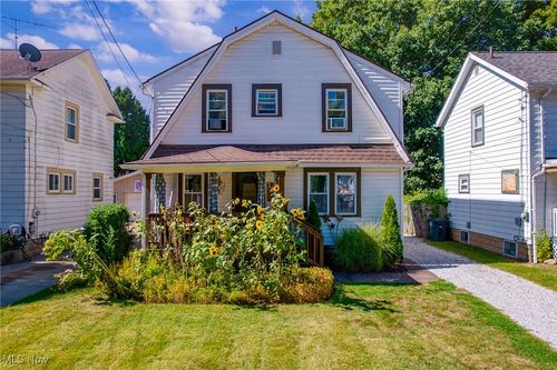 1040 Dayton St, Akron, OH, 44310-1404 | Card Image
