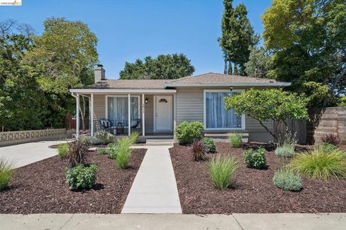 3975 Turnley Ave, Oakland, CA, 94605-4541 | Card Image