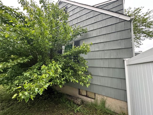View of side of home | Image 10