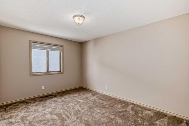 1A Tusslewood Drive Nw, Home with 3 bedrooms, 2 bathrooms and 4 parking in Calgary AB | Image 29