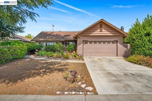 748 Cornell Dr, Santa Clara, CA, 95051-5514 | Card Image