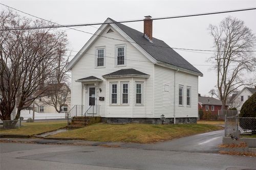 29 Waverly Street, Taunton, MA, 02780 | Card Image