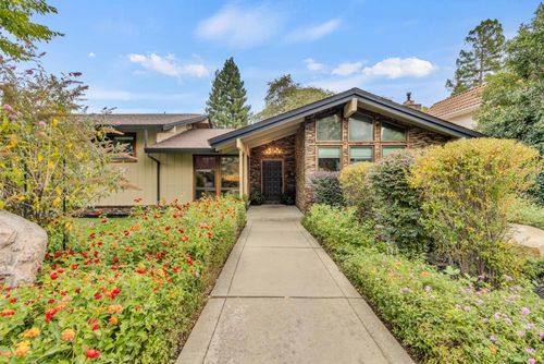 3905 N Lakeshore Blvd, Loomis, CA, 95650-9786 | Card Image