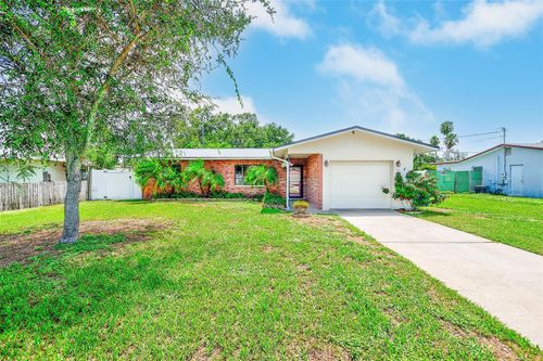 929 Britton St, LARGO, FL, 33770-4388 | Card Image