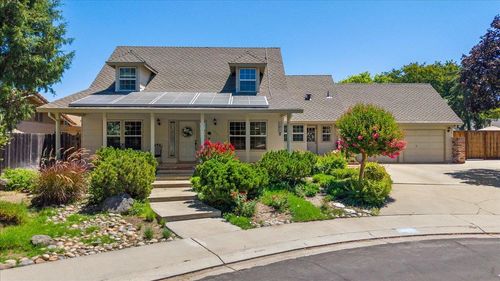 3900 Trillium Ave, Modesto, CA, 95356-1320 | Card Image