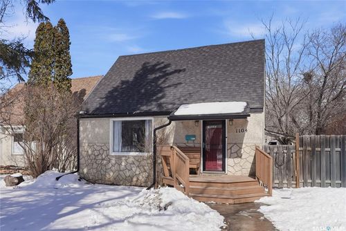 1104 33rd Street E, Saskatoon, SK, S7K0S8 | Card Image