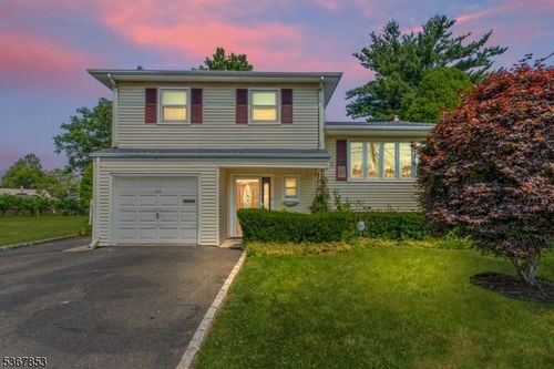 2315 Desisto Dr, Rahway, NJ, 07065-2115 | Card Image